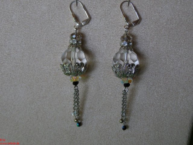 p1293843_030_20110205_1675497480