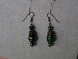 p1293845_032_20110205_2082575069