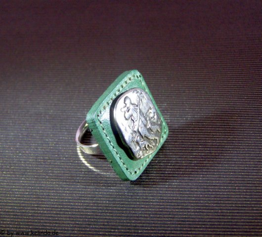 2_3_20130211_2032179595